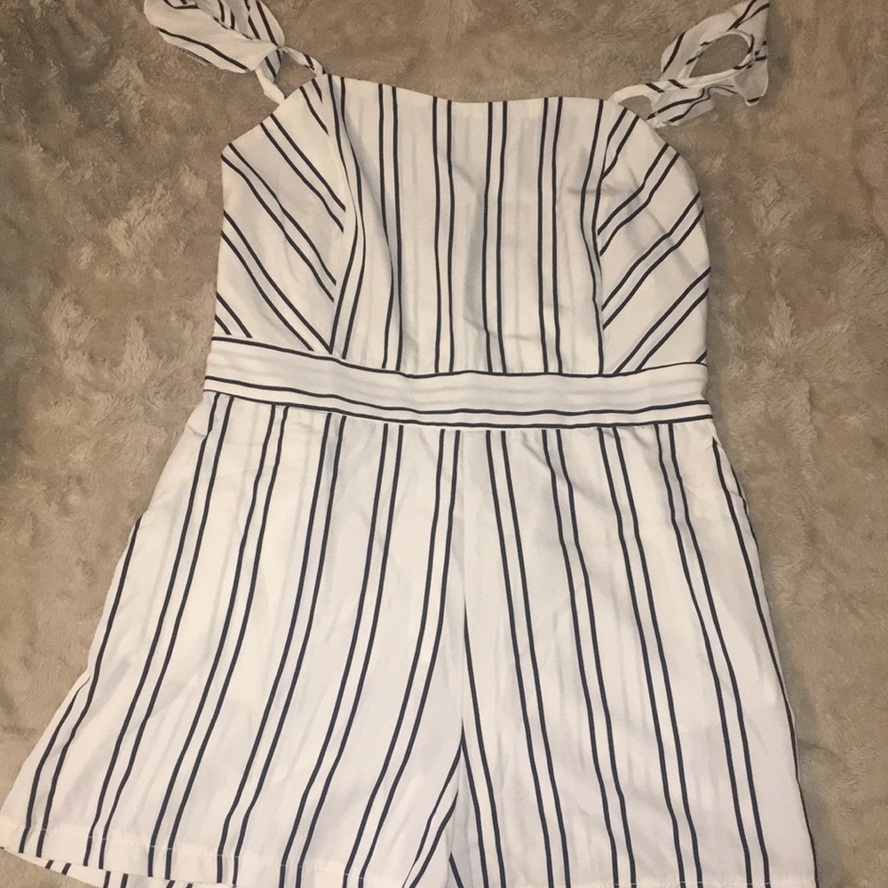 White and black romper from zaful